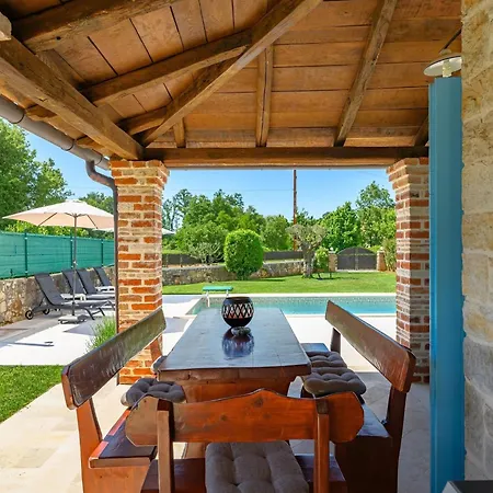 Villa Ida With View