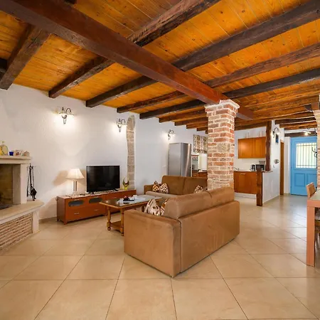 Villa Ida With View Stuti